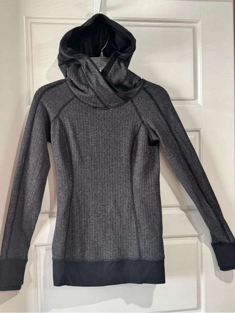lululemon athletica Charcoal Heather Scoop Hooded Sweater